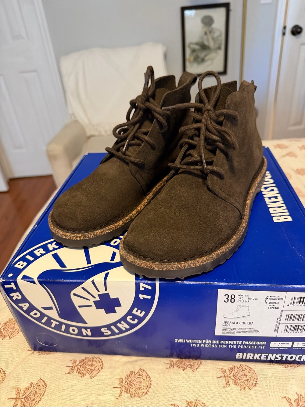 New in Box Birkenstock Uppsala Chukka Boots in Mocca